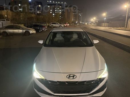 Hyundai Avante, 2020 — photo 1
