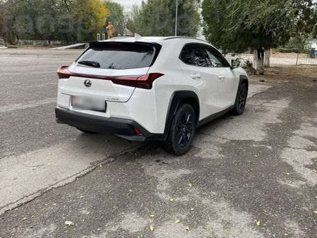 Lexus UX, 2018 — фото 4