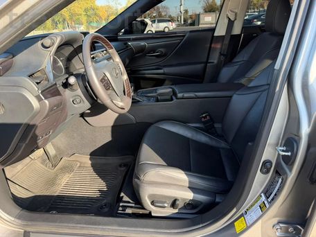 Lexus ES, 2019 — photo 8