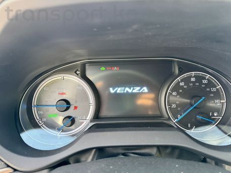 Toyota Venza, 2021 — photo 11