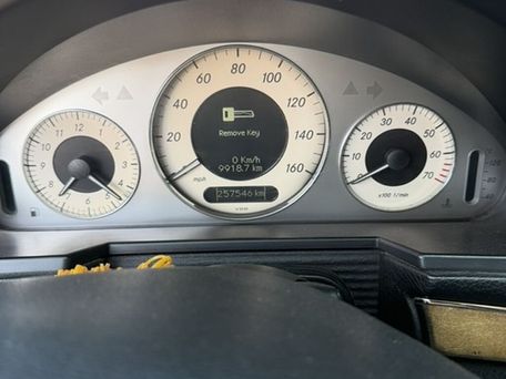 Mercedes-Benz E-Класс, 2008 — 照片 6