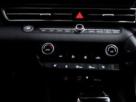 Hyundai Elantra, 2024 — photo 9