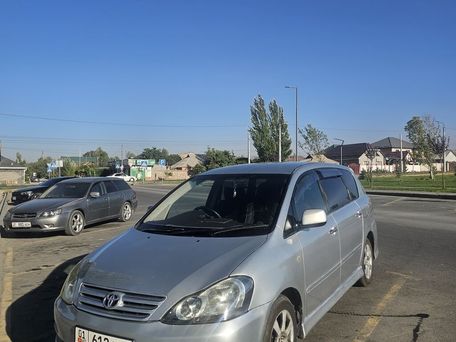 Toyota Ipsum, 2003