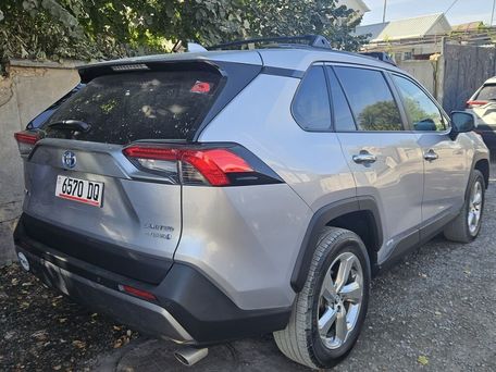 Toyota RAV4, 2020 — сүрөт 3