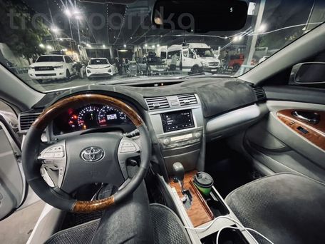 Toyota Camry, 2010 — сүрөт 8