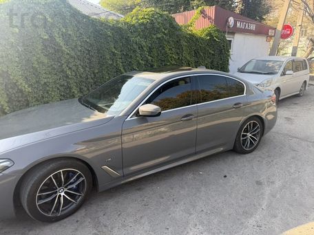 BMW 5 Series, 2022 — photo 10