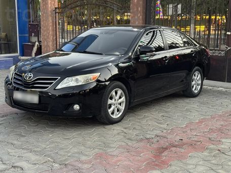 Toyota Camry, 2010 — фото 2