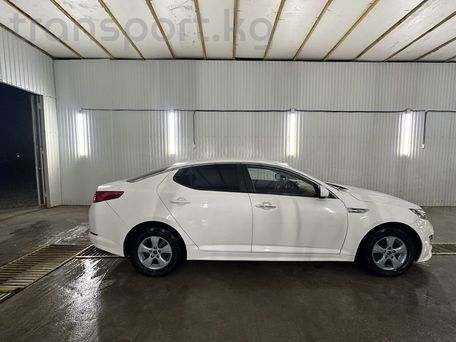 Kia K5, 2011 — photo 6