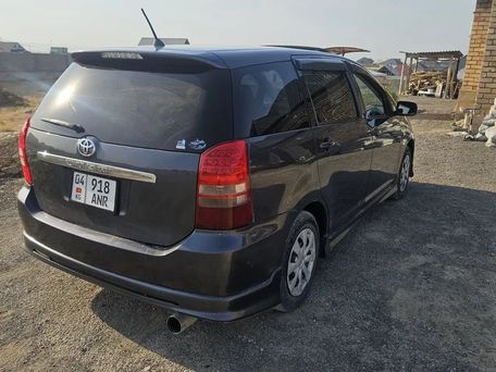 Toyota Wish, 2004 — фото 2