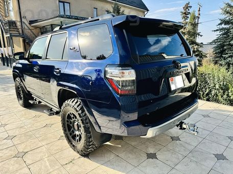 Toyota 4Runner, 2019 — фото 5