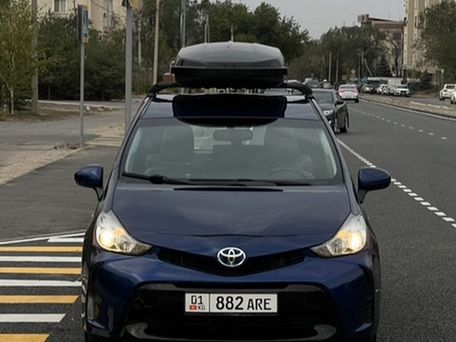 Toyota Prius v (+), 2016 — фото 10