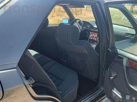 Mercedes-Benz W124, 1993