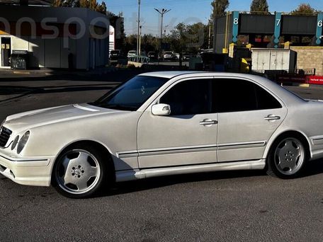 Mercedes-Benz E-Class AMG, 2001 — photo 3