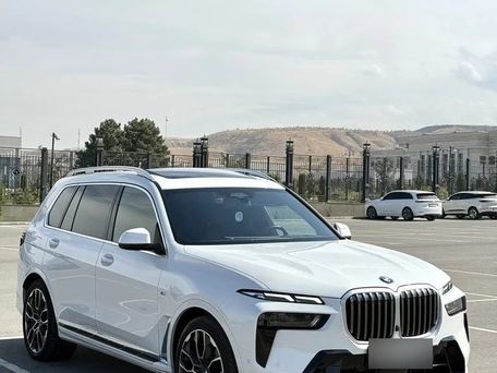 BMW X7, 2022 — фото 2