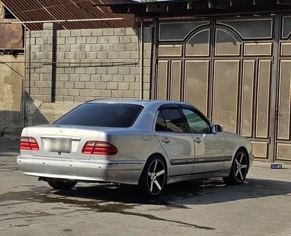 Mercedes-Benz E-Класс, 2001 — photo 3