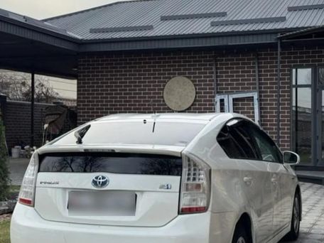 Toyota Prius, 2010 — 照片 2
