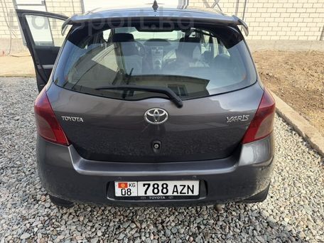 Toyota Yaris, 2008 — photo 11