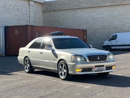 Toyota Crown, 2000