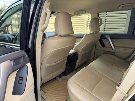 Toyota Land Cruiser Prado, 2017 — 照片 9