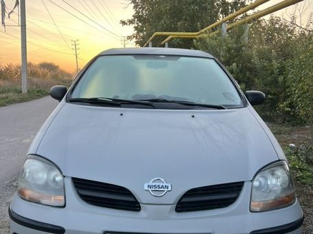Nissan Almera Tino, 2000 — 照片 9