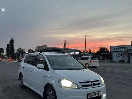 Toyota Ipsum, 2002