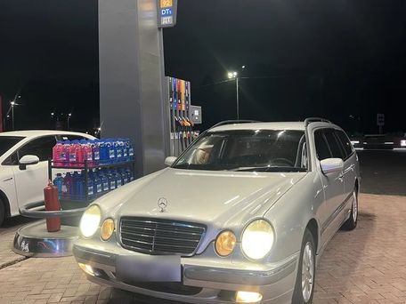 Mercedes-Benz E-Класс, 2001 — photo 5