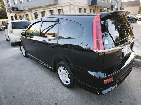 Honda Stream, 2003 — 照片 2