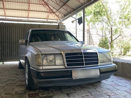 Mercedes-Benz W124, 1989 — 照片 2