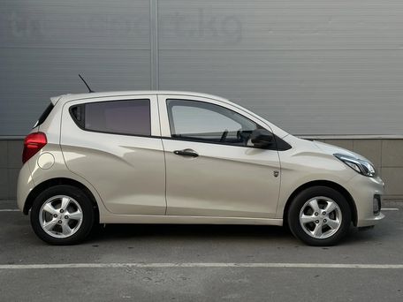Chevrolet Spark, 2018 — 照片 4
