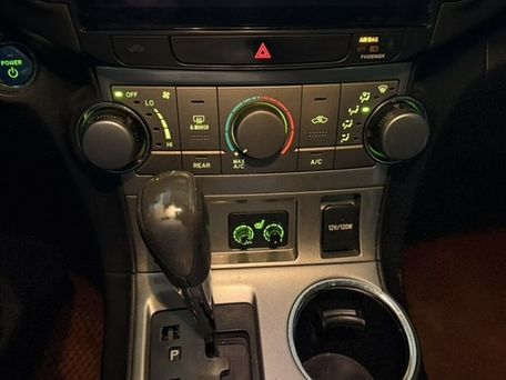 Toyota Highlander, 2011 — photo 10