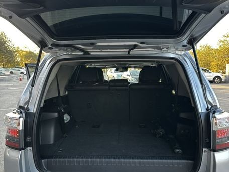 Toyota 4Runner, 2019 — сүрөт 16