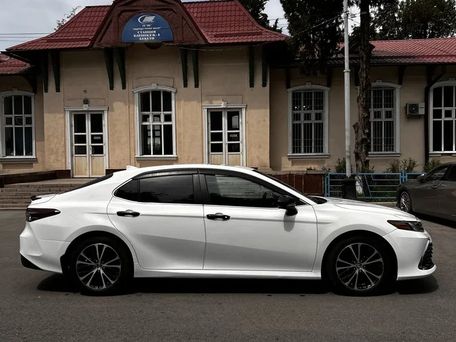 Toyota Camry, 2022 — сүрөт 8