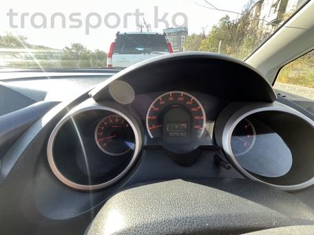 Honda Fit, 2010 — photo 5