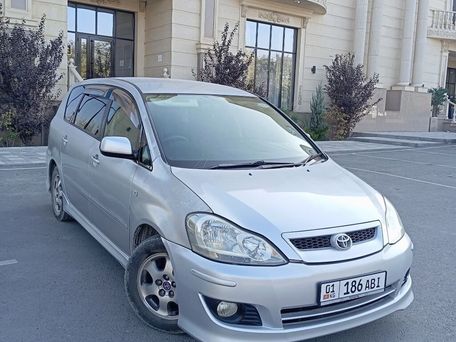 Toyota Ipsum, 2003 — 照片 2