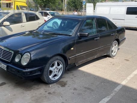 Mercedes-Benz E-Класс, 1996 — фото 4