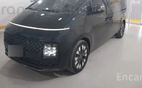 Hyundai Staria, 2021