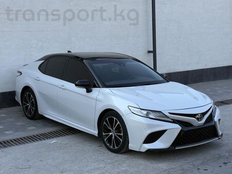 Toyota Camry, 2019 — 照片 1
