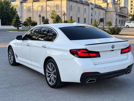 BMW 5 серии, 2018 — photo 3