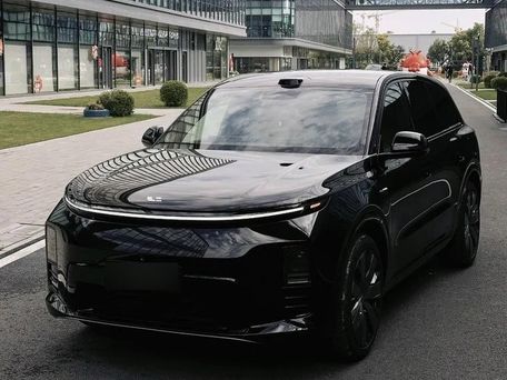 Li Auto (Lixiang) L6, 2024 — фото 1