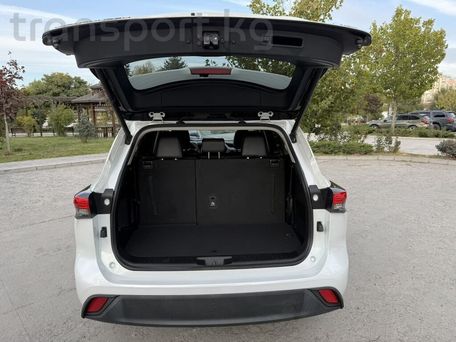 Toyota Highlander, 2022 — photo 8