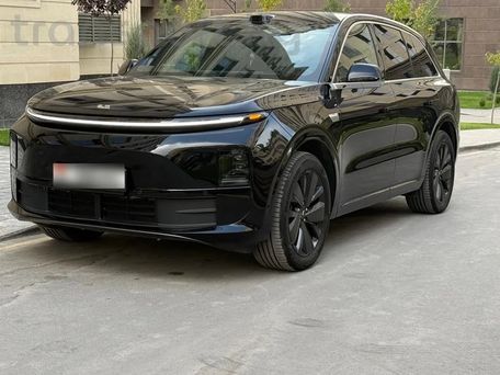 Li Auto (Lixiang) L6, 2026