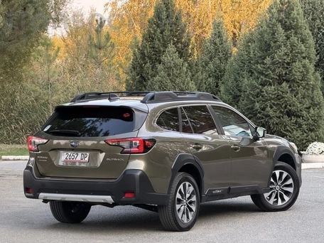 Subaru Outback, 2023 — 照片 4