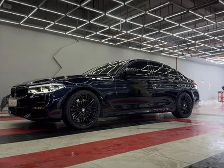 BMW 5 серии, 2019 — 照片 3