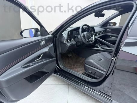 Hyundai Elantra, 2022 — 照片 10