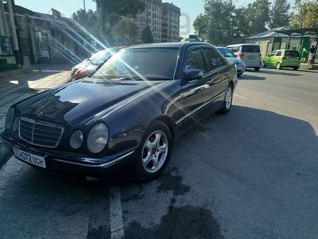 Mercedes-Benz E-Class, 2002 — photo 3