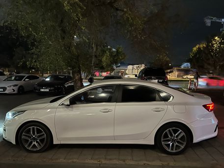 Kia K3, 2020 — photo 4