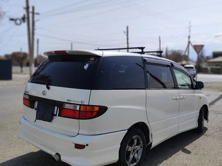 Toyota Estima, 2002 — photo 2