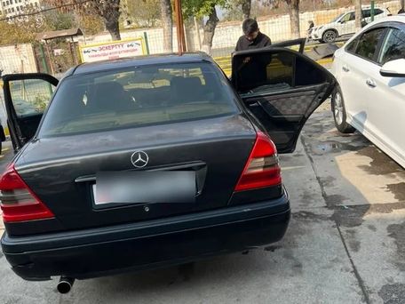 Mercedes-Benz C-Class, 1994 — photo 4