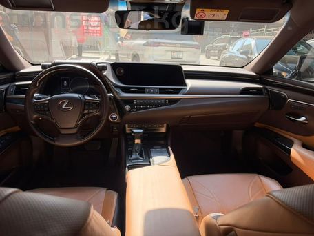 Lexus ES, 2021 — photo 6