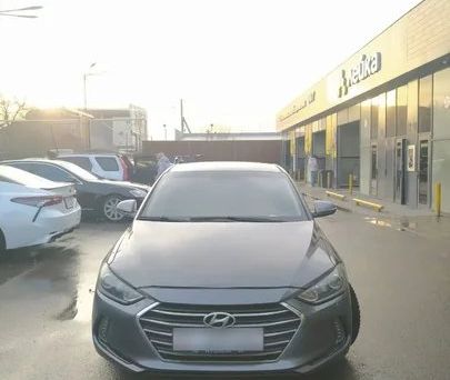 Hyundai Elantra, 2017 — photo 1